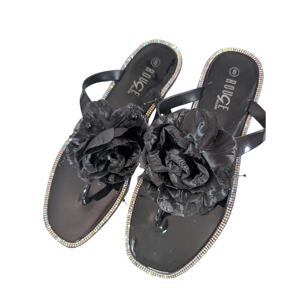 ROUGE 9! BLACK SHINY RUBBER & RHINESTONE EDGING, NET FLOWER DETAIL SANDALS! 7M